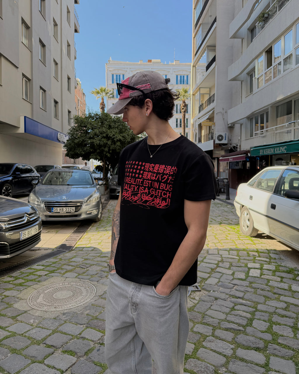 RED GLITCHED WORLD TEE