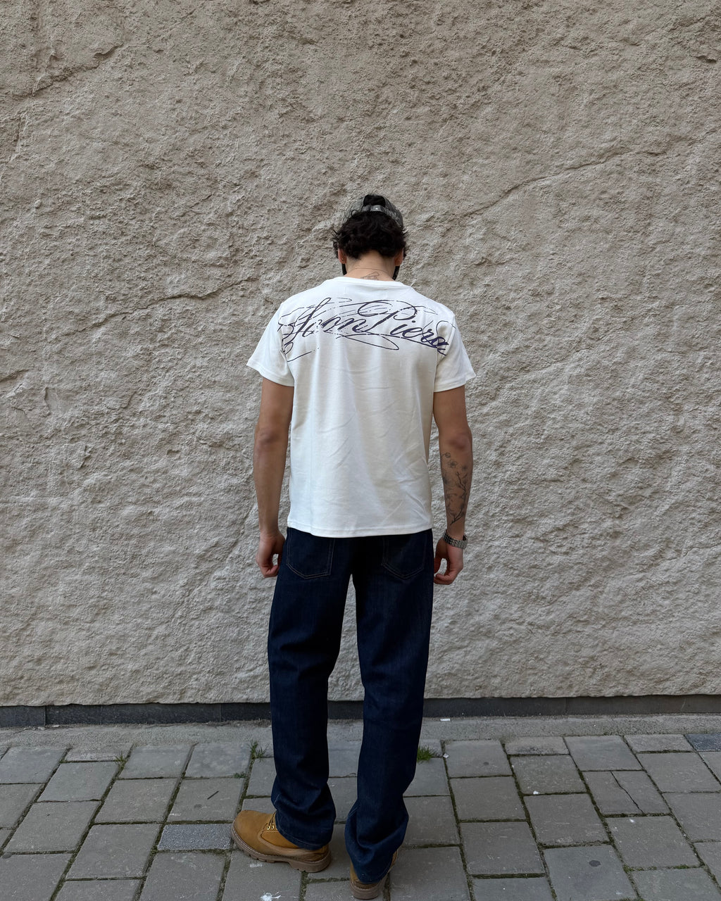 VIOLET GLITCHED WORLD TEE